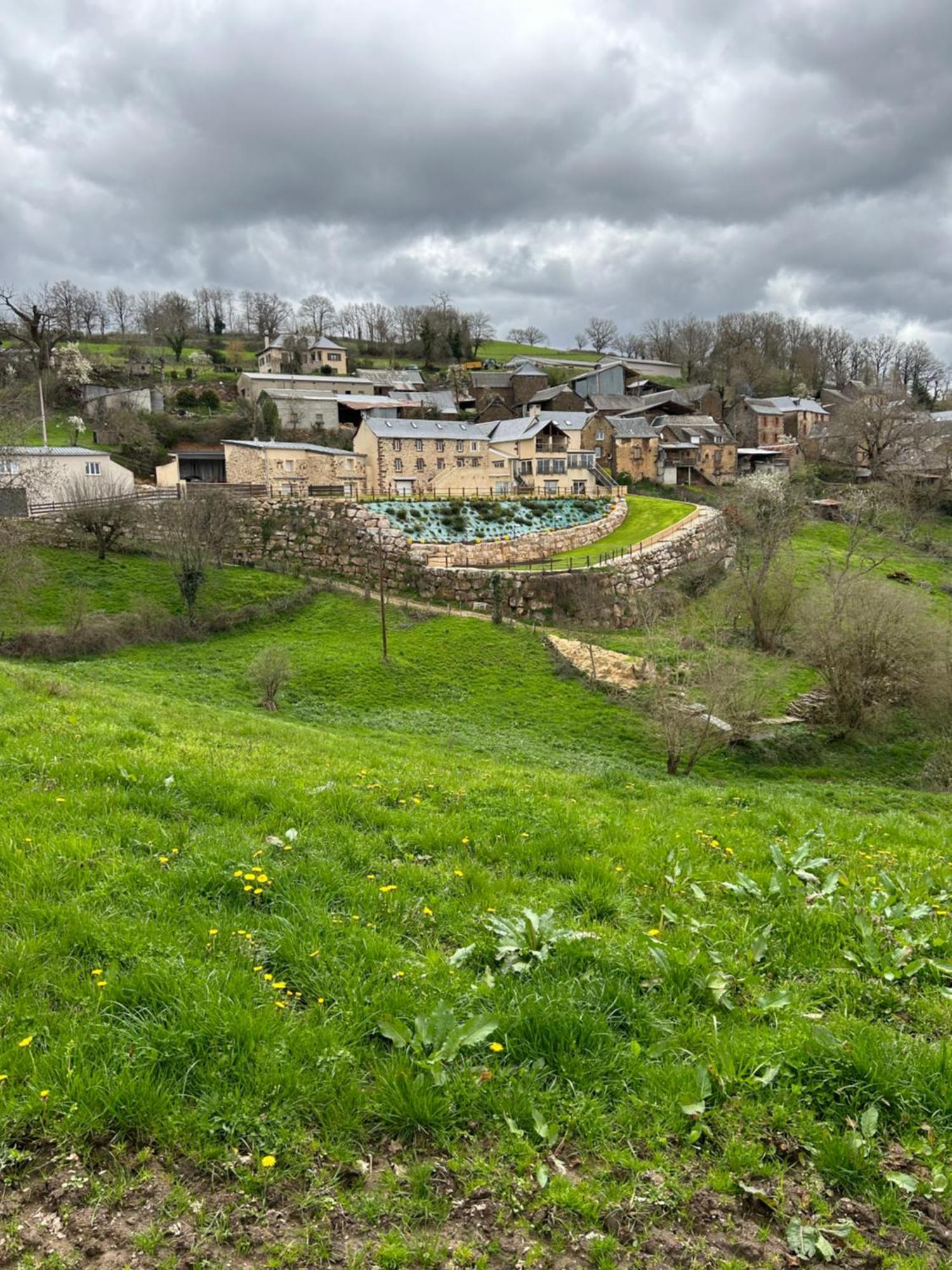 Saint-Laurent-dʼOlt Le Domaine Du Bez Gite De Michel Piscine Sauna Hammam Spa מראה חיצוני תמונה